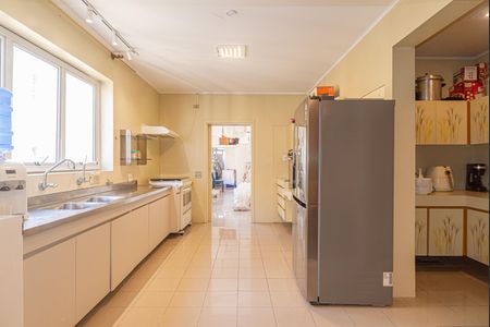 Apartamento para alugar com 364m², 3 quartos e 3 vagas Apartamento para alugar com 364m², 3 quartos e 3 vagasCozinha
