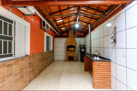 Casa à venda com 192m², 3 quartos e 5 vagas Casa à venda com 192m², 3 quartos e 5 vagasChurrasqueira