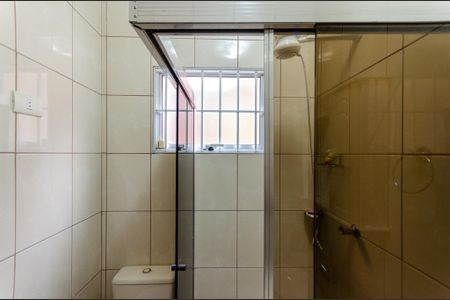 Casa à venda com 192m², 3 quartos e 5 vagas Casa à venda com 192m², 3 quartos e 5 vagasSuíte 1 - Banheiro