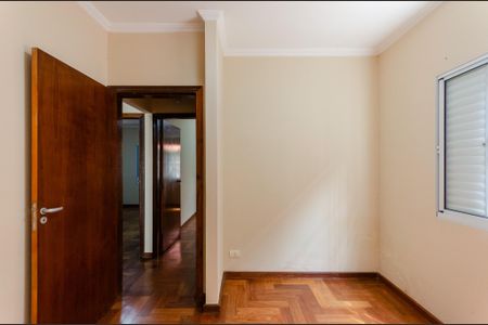 Casa à venda com 192m², 3 quartos e 5 vagas Casa à venda com 192m², 3 quartos e 5 vagasQuarto