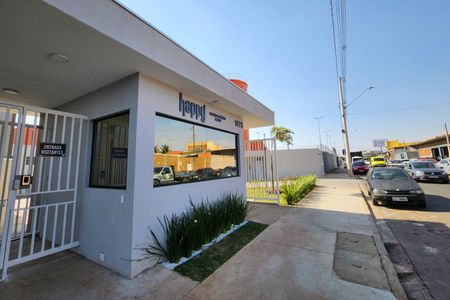 Apartamento para alugar com 54m², 2 quartos e 1 vaga Apartamento para alugar com 54m², 2 quartos e 1 vagaFachada e portaria