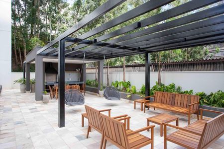 Apartamento para alugar com 40m², 2 quartos e sem vagaÁrea comum - Churrasqueira