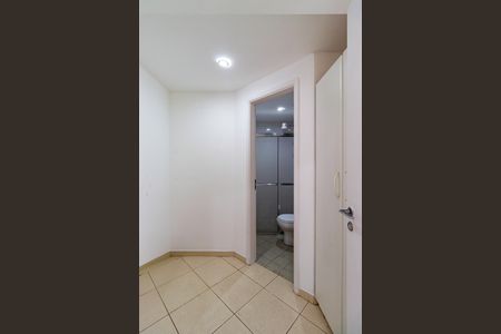 Apartamento para alugar com 125m², 4 quartos e 3 vagasBanheiro de Serviço