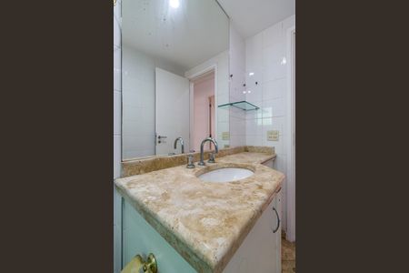 Apartamento para alugar com 125m², 4 quartos e 3 vagasBanheiro 