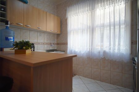 Cozinha de apartamento à venda com 1 quarto, 40m² em São Geraldo, Porto Alegre
