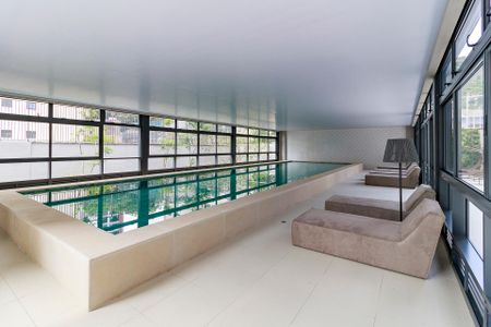 Apartamento à venda com 46m², 1 quarto e 1 vaga Apartamento à venda com 46m², 1 quarto e 1 vagaPiscina