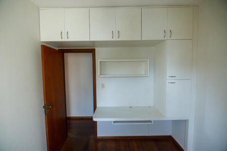 Apartamento à venda com 119m², 3 quartos e 2 vagas Apartamento à venda com 119m², 3 quartos e 2 vagasQuarto 1