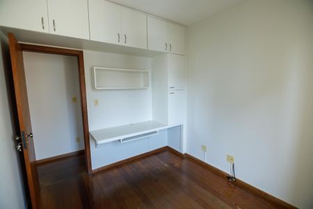 Quarto 1 de apartamento à venda com 3 quartos, 119m² em Buritis, Belo Horizonte
