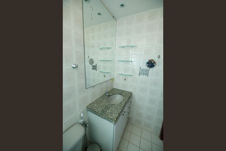 Apartamento à venda com 119m², 3 quartos e 2 vagas Apartamento à venda com 119m², 3 quartos e 2 vagasBanheiro da Suíte