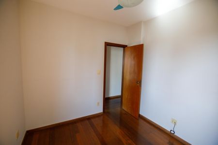 Apartamento à venda com 119m², 3 quartos e 2 vagas Apartamento à venda com 119m², 3 quartos e 2 vagasQuarto 2