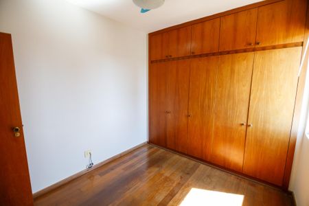 Apartamento à venda com 119m², 3 quartos e 2 vagas Apartamento à venda com 119m², 3 quartos e 2 vagasQuarto 2