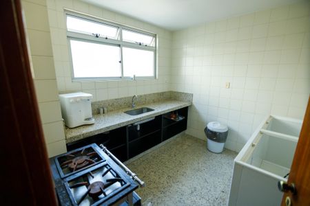 Apartamento à venda com 119m², 3 quartos e 2 vagas Apartamento à venda com 119m², 3 quartos e 2 vagasÁrea comum - Salão de festas