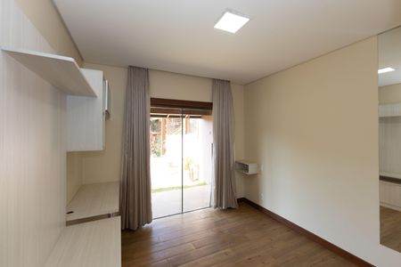 Casa de condomínio à venda com 320m², 3 quartos e 4 vagasSuíte 3