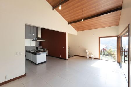 Casa de condomínio à venda com 320m², 3 quartos e 4 vagasSala 3