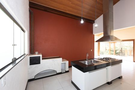 Casa de condomínio à venda com 320m², 3 quartos e 4 vagasCozinha