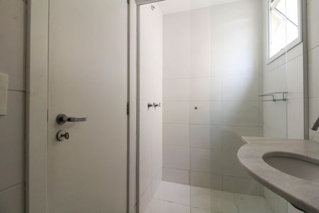 Apartamento à venda com 76m², 3 quartos e 1 vaga Apartamento à venda com 76m², 3 quartos e 1 vagaBanheiro da Suíte