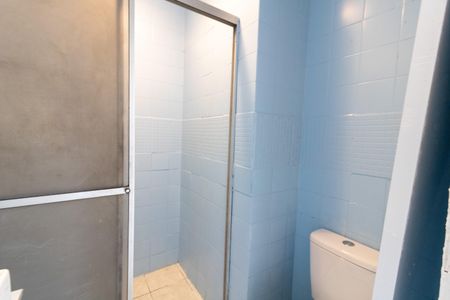 Apartamento à venda com 39m², 2 quartos e sem vaga Apartamento à venda com 39m², 2 quartos e sem vagaBanheiro