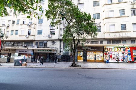 Apartamento à venda com 39m², 2 quartos e sem vaga Apartamento à venda com 39m², 2 quartos e sem vagaFachada