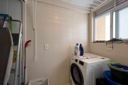 Apartamento à venda com 115m², 3 quartos e 1 vaga Apartamento à venda com 115m², 3 quartos e 1 vagaÁrea de serviço