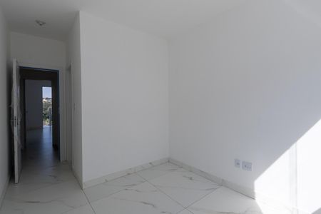 Casa à venda com 90m², 2 quartos e 2 vagas Casa à venda com 90m², 2 quartos e 2 vagasQuarto 2