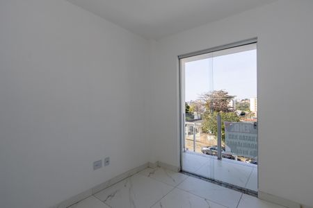 Casa à venda com 90m², 2 quartos e 2 vagas Casa à venda com 90m², 2 quartos e 2 vagasQuarto 1
