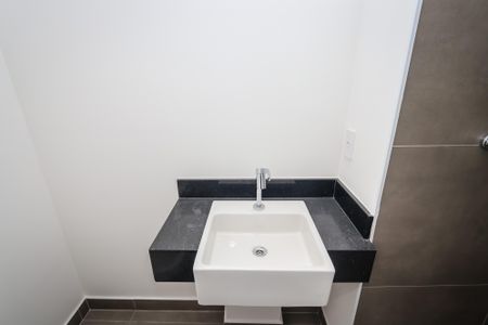 Studio à venda com 58m², 1 quarto e 1 vaga Studio à venda com 58m², 1 quarto e 1 vagaBanheiro