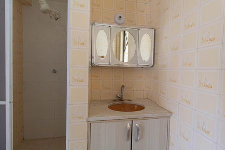 Apartamento à venda com 86m², 2 quartos e 1 vaga Apartamento à venda com 86m², 2 quartos e 1 vagaBanheiro