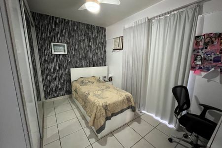 Casa à venda com 350m², 4 quartos e 2 vagas Casa à venda com 350m², 4 quartos e 2 vagasQuarto 1