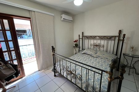 Casa à venda com 350m², 4 quartos e 2 vagas Casa à venda com 350m², 4 quartos e 2 vagasQuarto 2