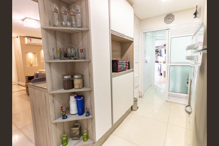 Apartamento à venda com 122m², 3 quartos e 2 vagasCozinha