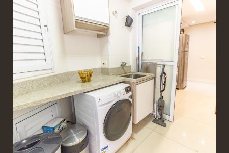 Apartamento à venda com 122m², 3 quartos e 2 vagasÁrea de Serviço