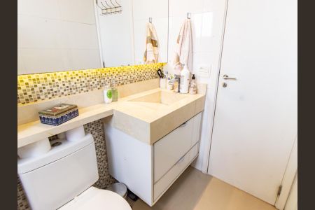 Apartamento à venda com 122m², 3 quartos e 2 vagasBanheiro da Suíte 2
