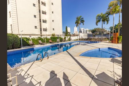 Apartamento à venda com 122m², 3 quartos e 2 vagasÁrea comum - Piscina