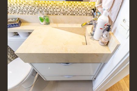 Apartamento à venda com 122m², 3 quartos e 2 vagasBanheiro da Suíte 2