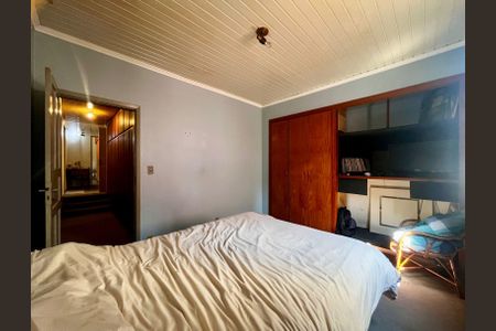 Casa à venda com 141m², 3 quartos e 4 vagas Casa à venda com 141m², 3 quartos e 4 vagasQuarto