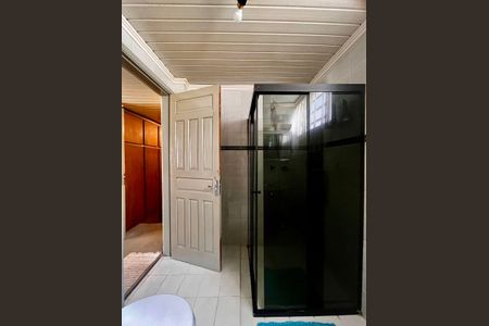 Casa à venda com 141m², 3 quartos e 4 vagas Casa à venda com 141m², 3 quartos e 4 vagasBanheiro