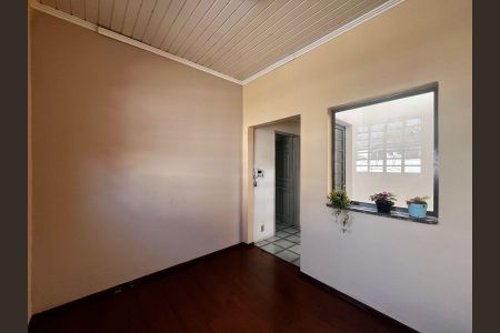 Casa à venda com 141m², 3 quartos e 4 vagas Casa à venda com 141m², 3 quartos e 4 vagasSala