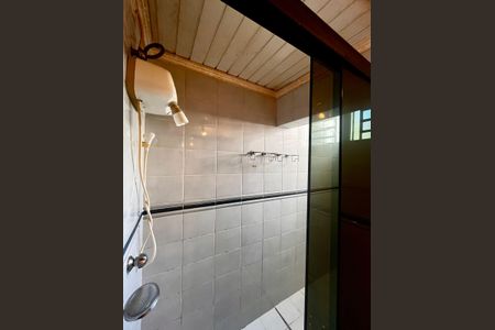 Casa à venda com 141m², 3 quartos e 4 vagas Casa à venda com 141m², 3 quartos e 4 vagasBanheiro da Suíte 2