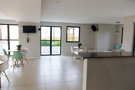 Apartamento à venda com 32m², 1 quarto e 1 vaga Apartamento à venda com 32m², 1 quarto e 1 vagaÁrea comum - Salão de festas