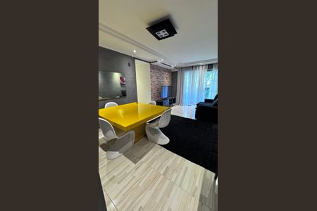 Sala de apartamento à venda com 3 quartos, 78m² em Vila Sofia, São Paulo