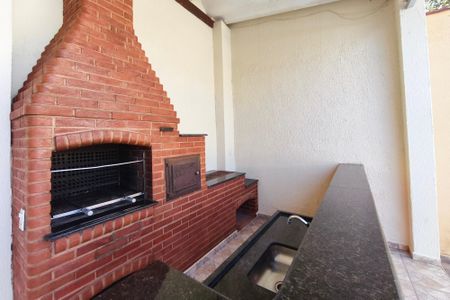 Casa à venda com 266m², 3 quartos e 3 vagas Casa à venda com 266m², 3 quartos e 3 vagasÁrea gourmet