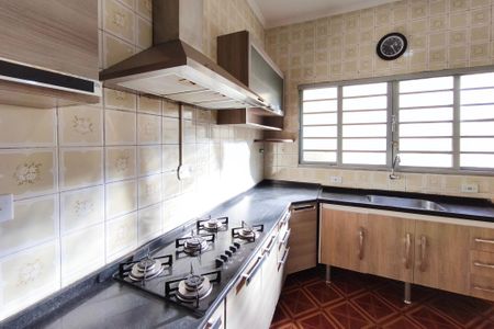 Casa à venda com 266m², 3 quartos e 3 vagas Casa à venda com 266m², 3 quartos e 3 vagasCozinha