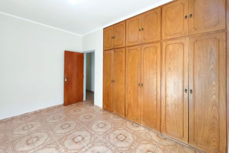 Casa à venda com 266m², 3 quartos e 3 vagas Casa à venda com 266m², 3 quartos e 3 vagasQuarto 2