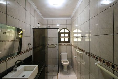 Casa à venda com 150m², 2 quartos e 2 vagasBanheiro Social