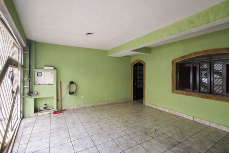 Casa à venda com 150m², 2 quartos e 2 vagasGaragem