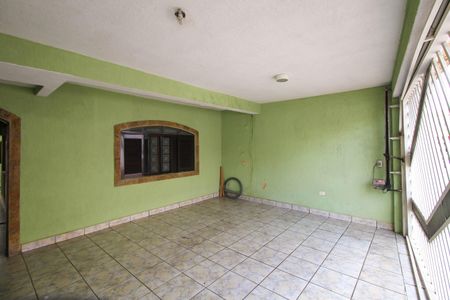 Casa à venda com 150m², 2 quartos e 2 vagasGaragem