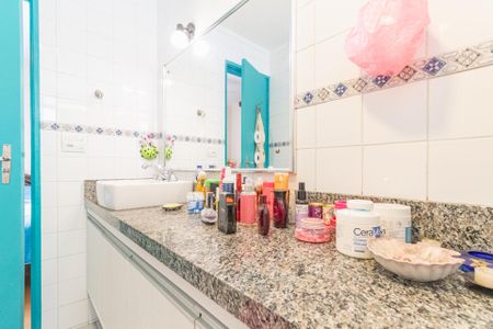 Apartamento à venda com 108m², 3 quartos e 1 vaga Apartamento à venda com 108m², 3 quartos e 1 vagaBanheiro da Suíte