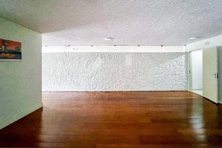 Apartamento à venda com 108m², 3 quartos e 1 vaga Apartamento à venda com 108m², 3 quartos e 1 vagaÁrea comum - Salão de festas