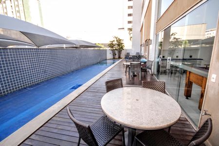 Apartamento à venda com 90m², 3 quartos e 2 vagasÁrea comum - Piscina