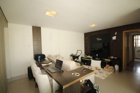 Sala de apartamento à venda com 3 quartos, 90m² em Grajaú, Belo Horizonte